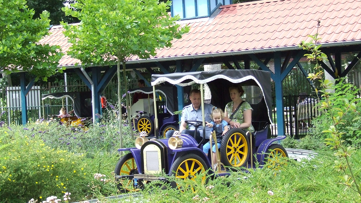 Sample image – Veteran Car Ride 1