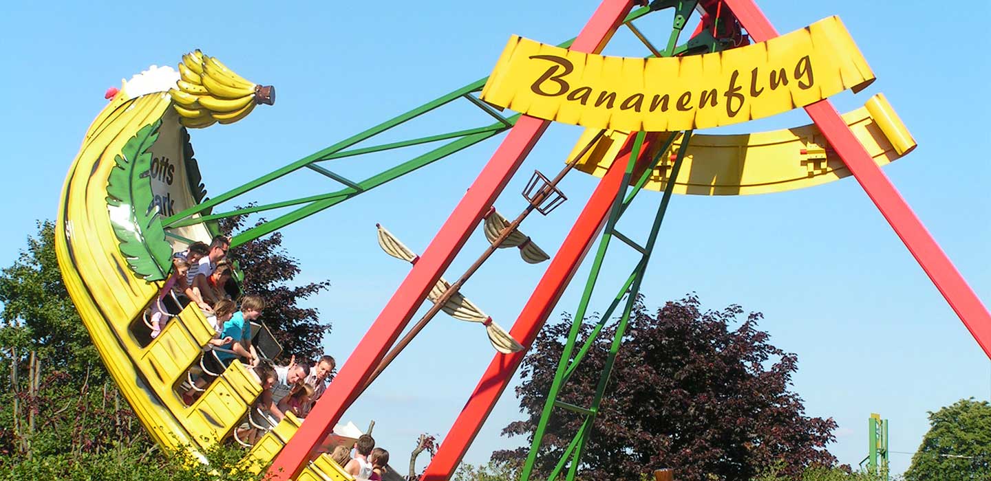 Swing Boat ride (banana swing style)