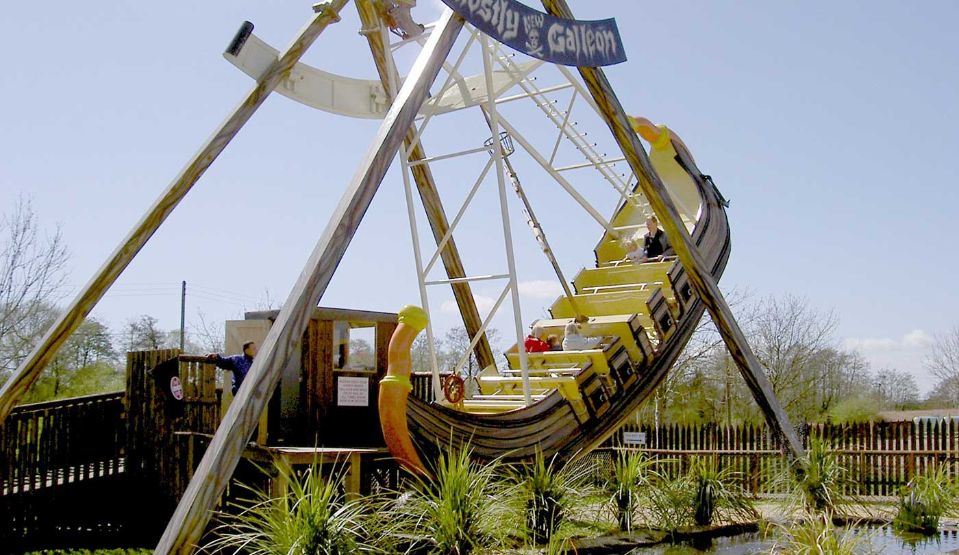 Sample image Swing Boat Sindbad 1