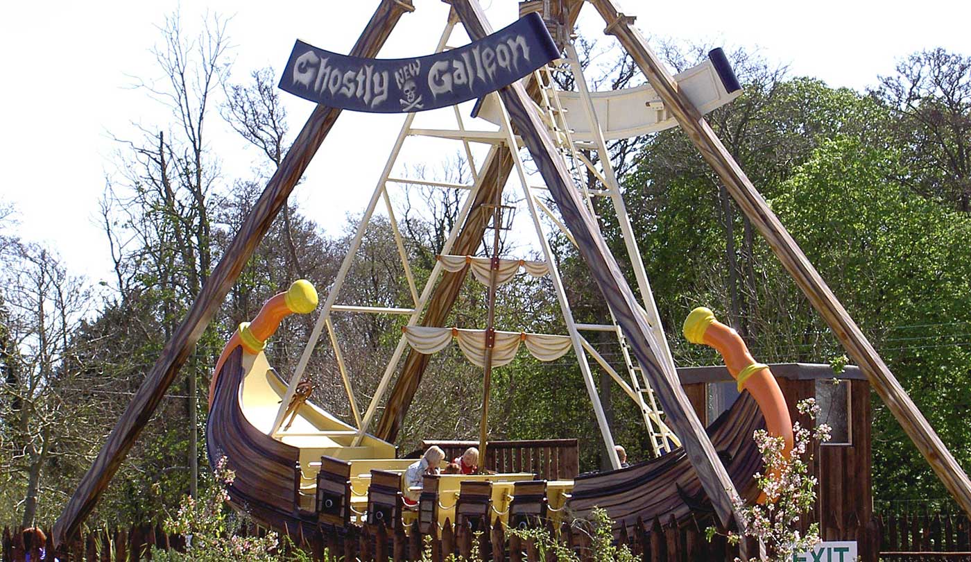 Sample image Swing Boat Sindbad 2