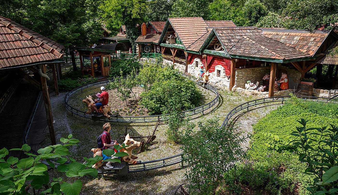 Beispielbild Reitbahn 4